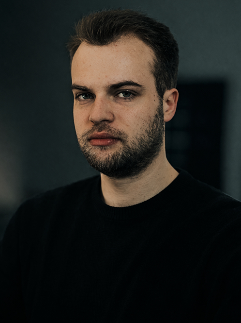 [headshot] image of customer (for a plumbing service)