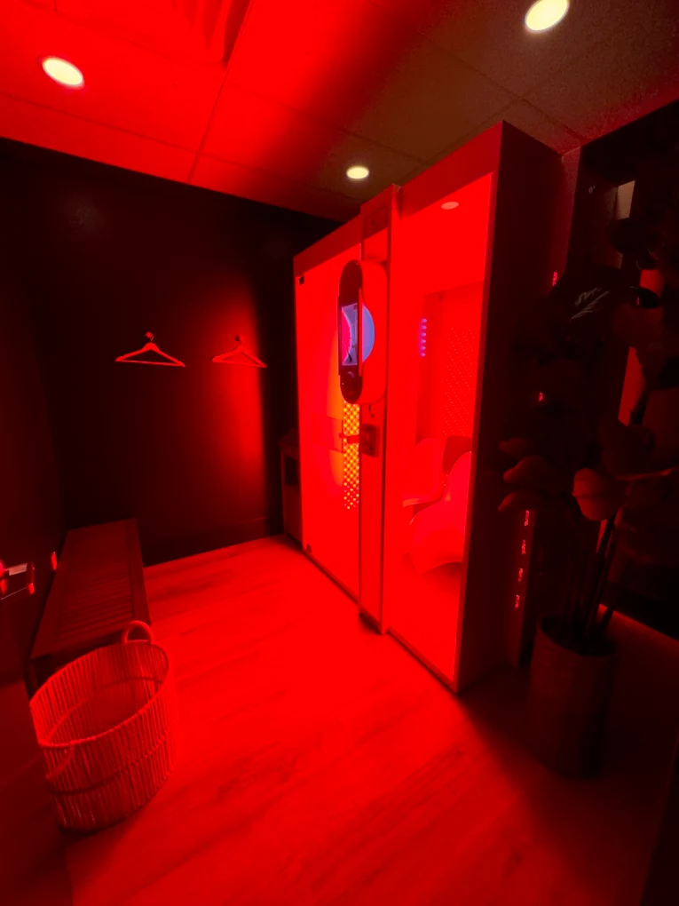 HaloRed Booth combines the power of red light therapy and halotherapy (salt therapy)