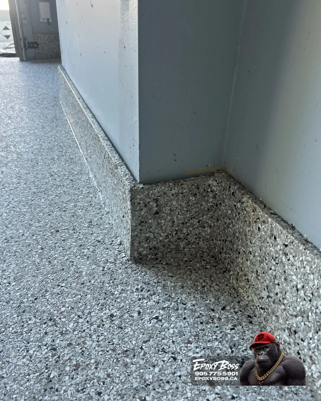Seamless white epoxy coating for modern kitchen in Halton