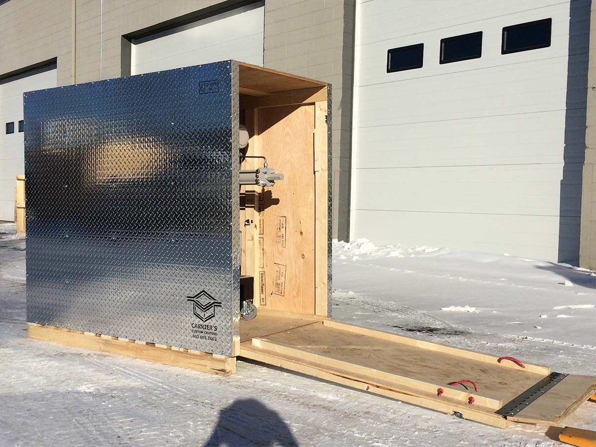 Specialty crate built for exhibit components and display systems