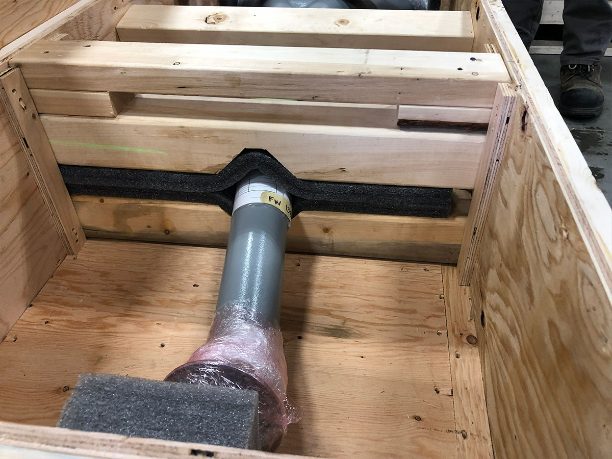 Trade show crate with carpet-lined interior for product protection