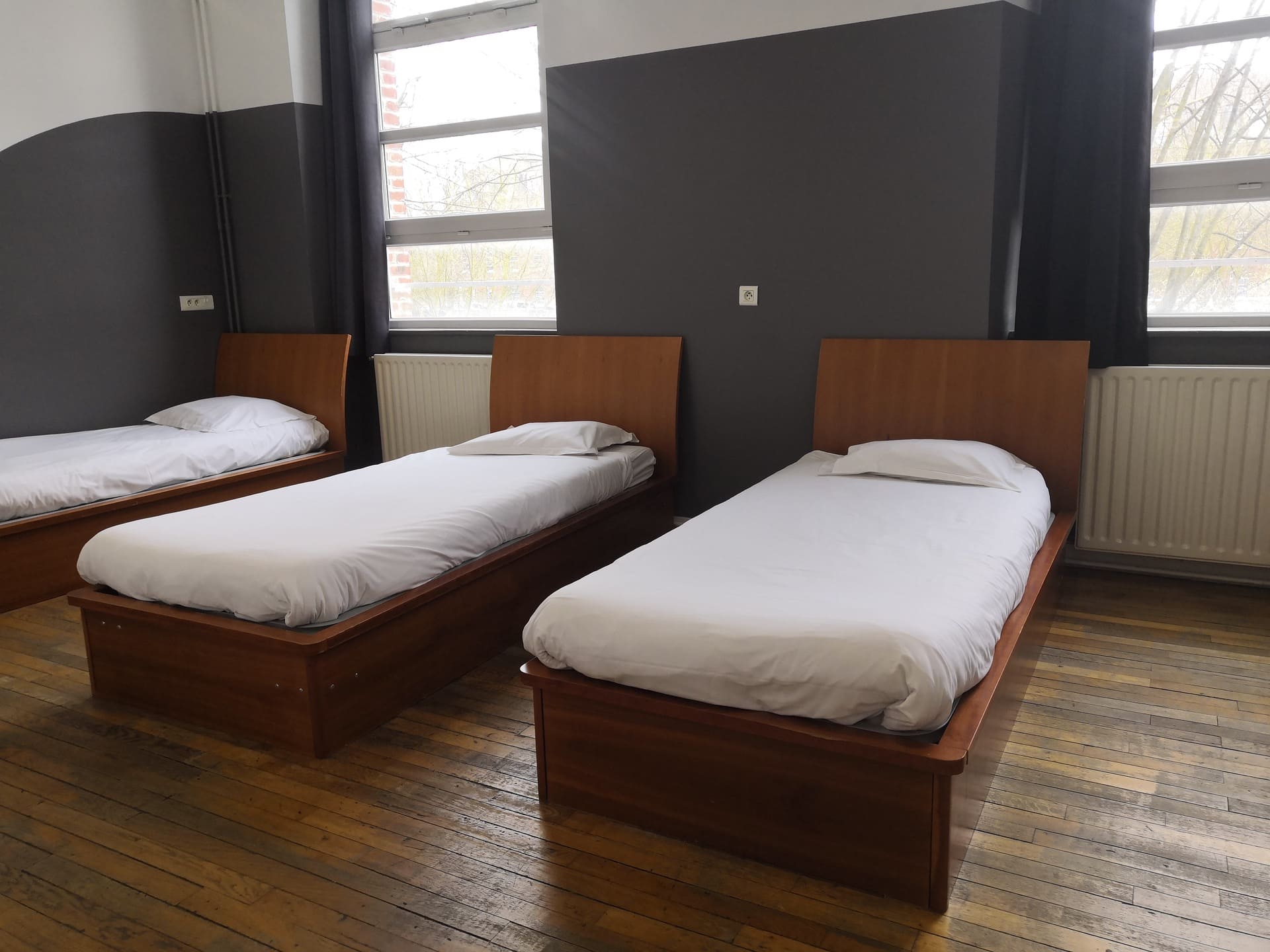 3-Bed Room at Auberge de jeunesse HI Amiens