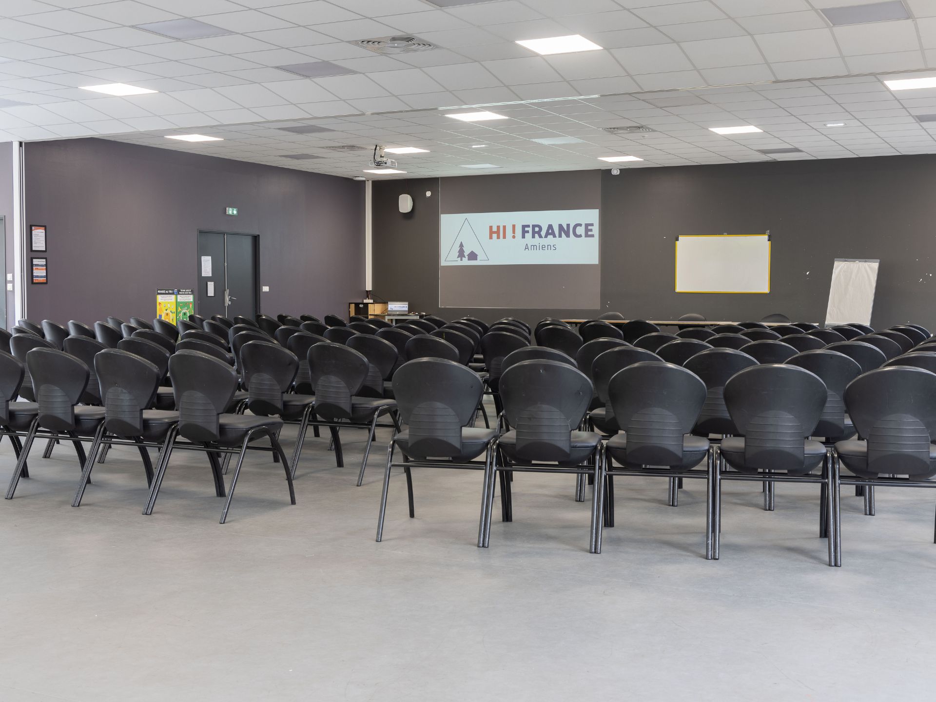 Main conference room 280m² (180 people) at Auberge de jeunesse HI Amiens