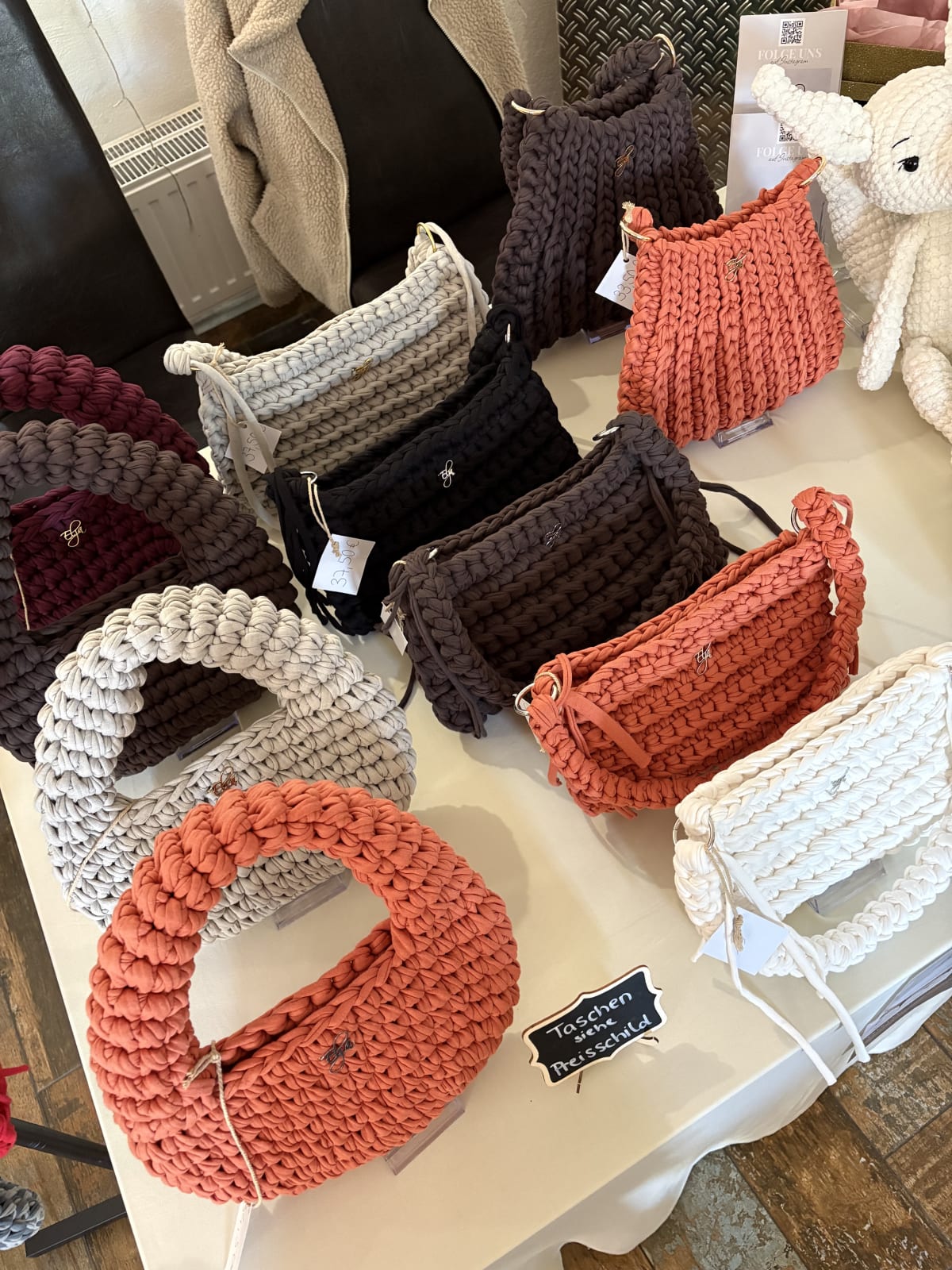 Elja Crochet