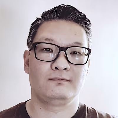 Leonard S, founder of MBLS Trading Lab and author of trading education articles.