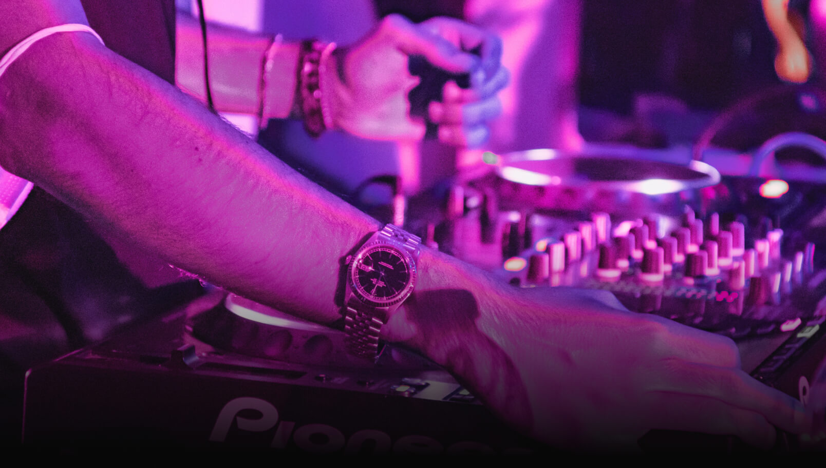 Image Caption - Club X Webflow Template