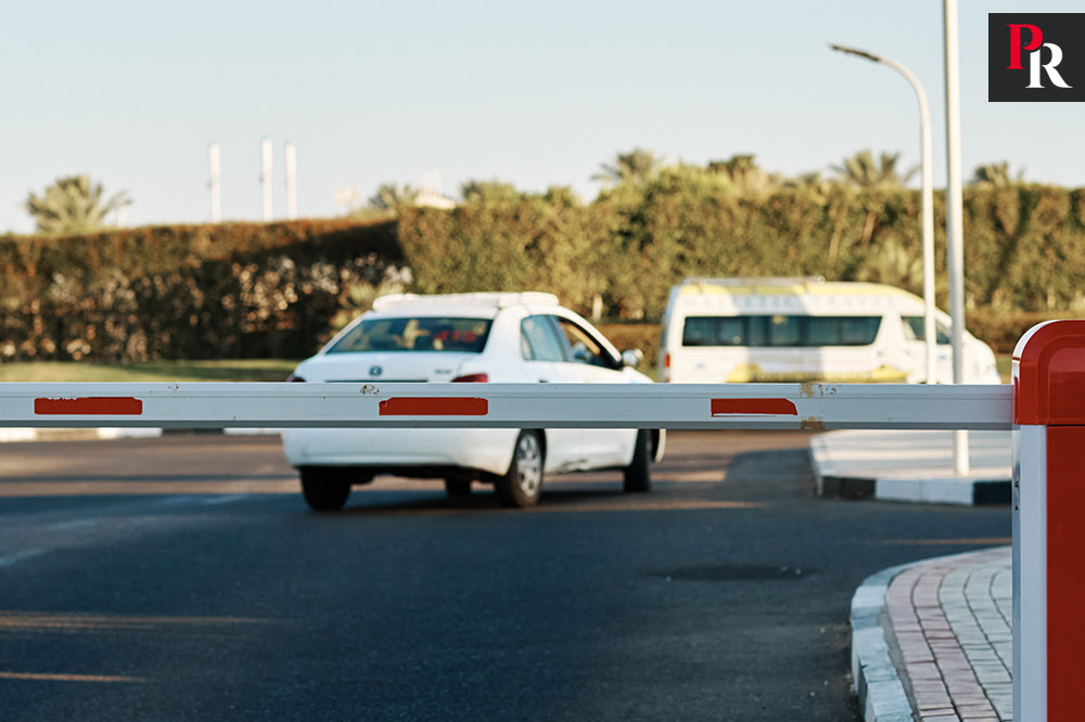 How Florida HOAs Manage High Visitor Volume Securely