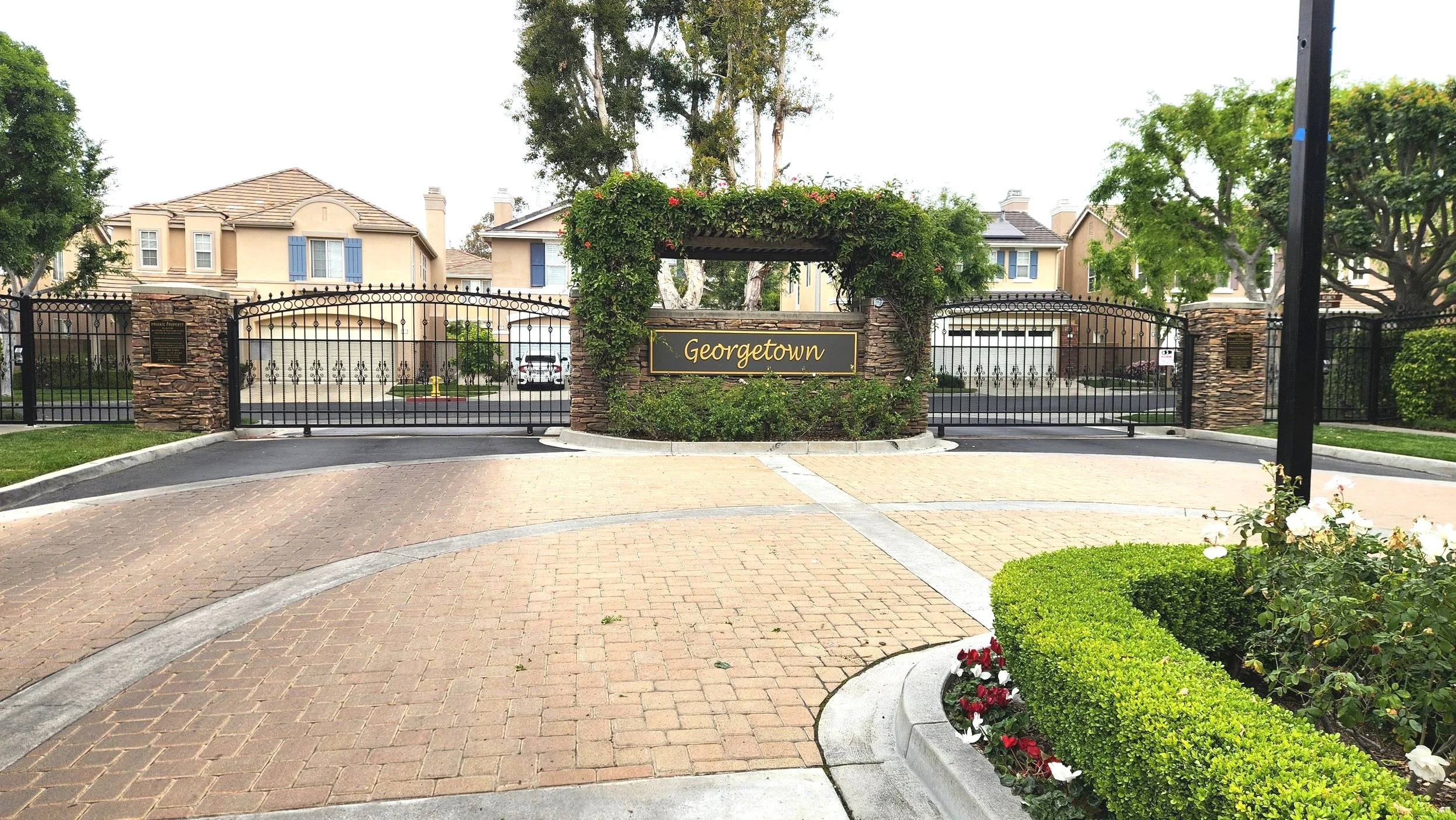 Managing Contractor and Vendor Access in California HOAs