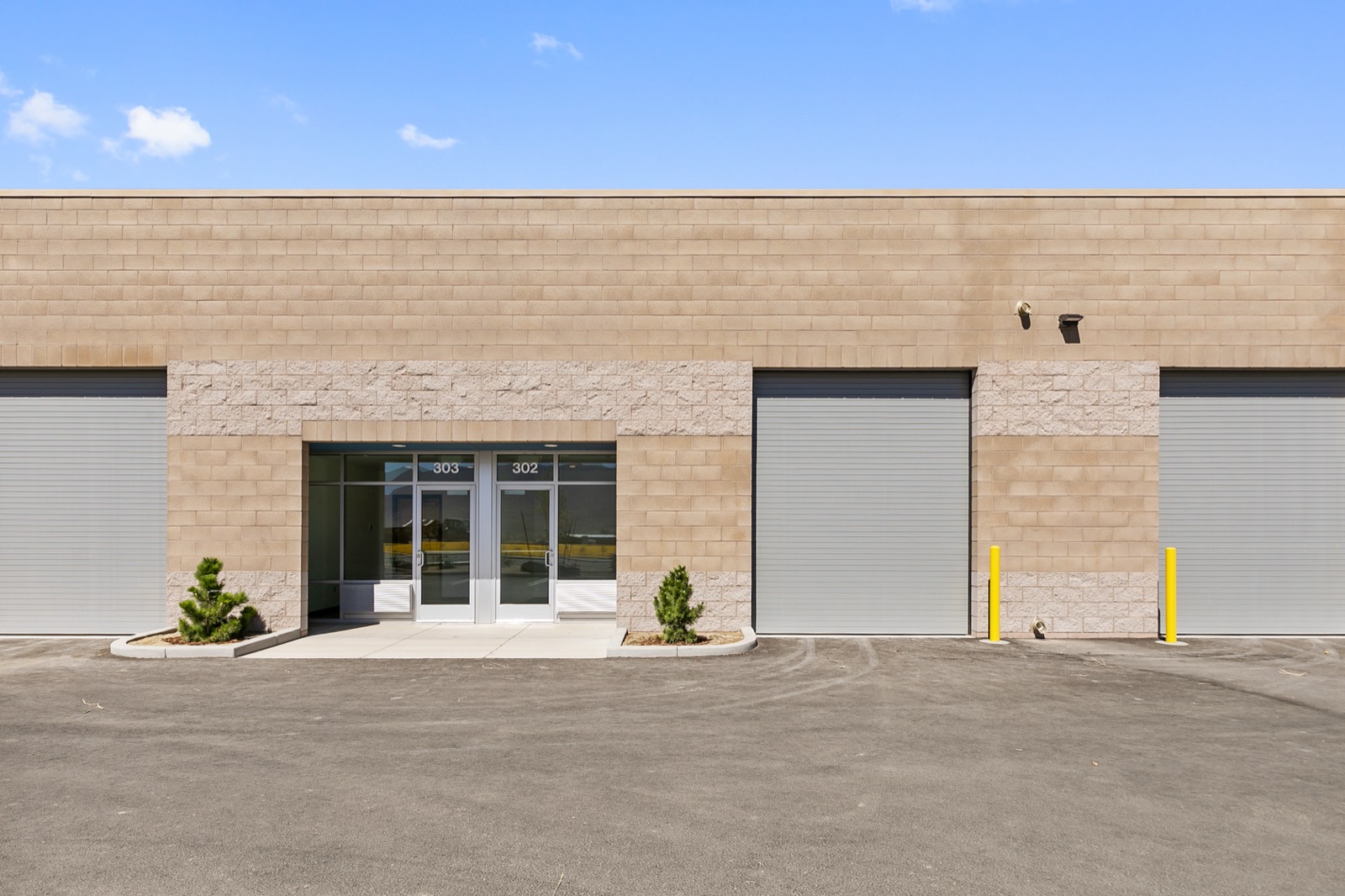 Warehouse and office hybrid