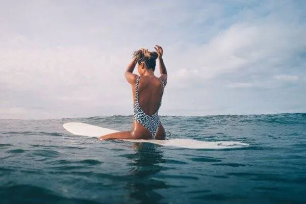 surfing indonesia