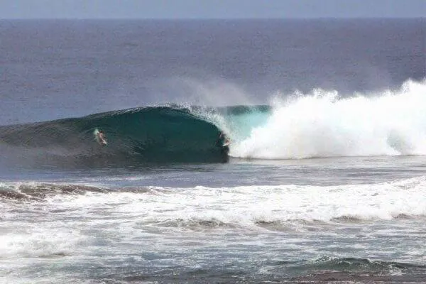 surfing echo beach