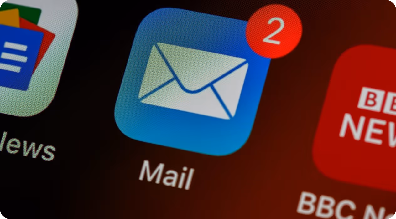 Mail application icon with notification of 2 new messages.