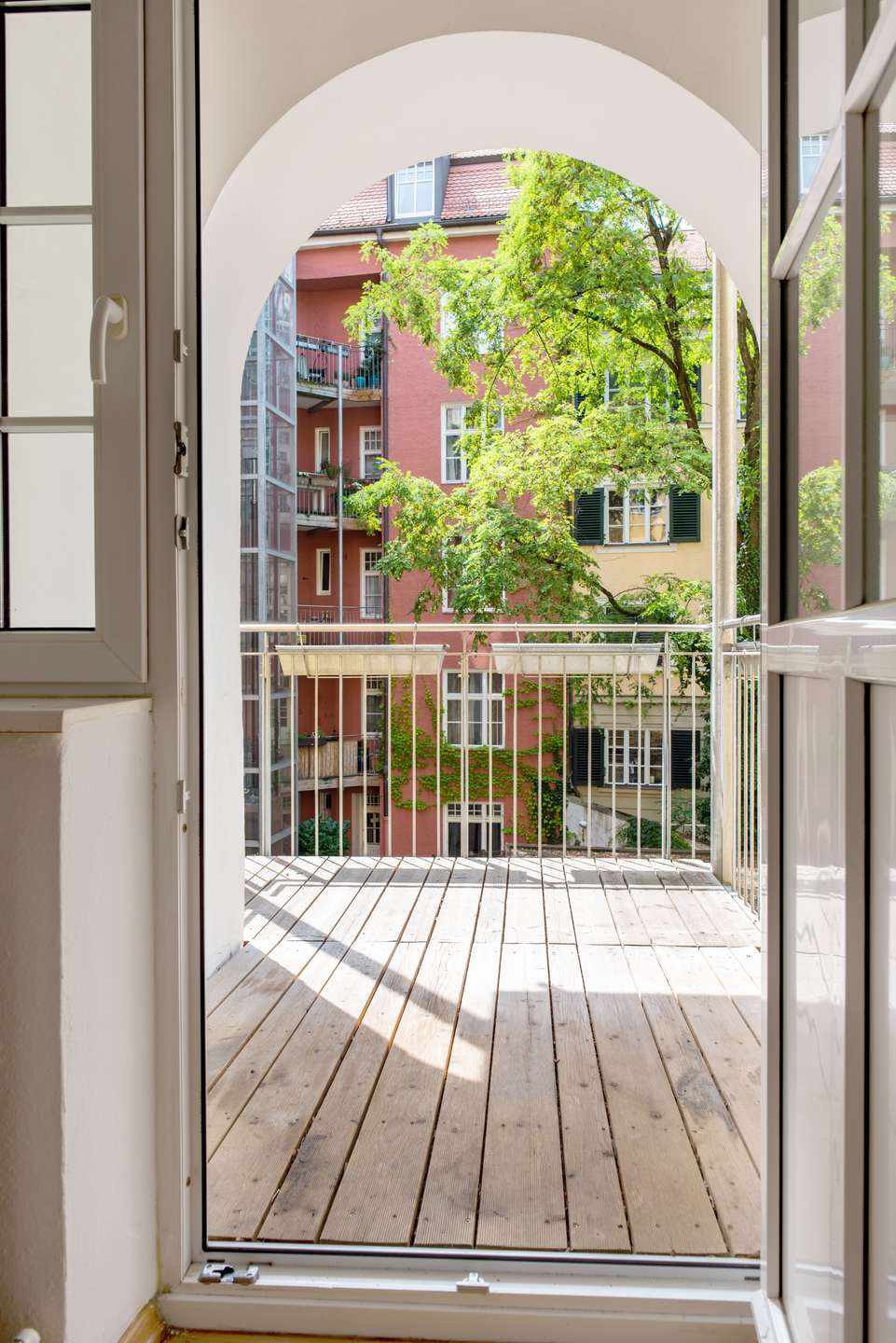 Blick auf Balkon