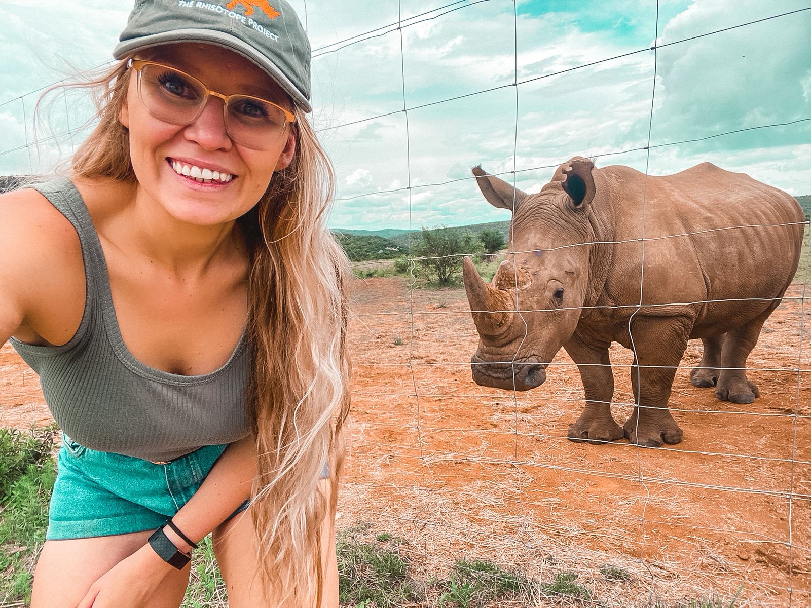 Kayleigh de Villiers with a rhino