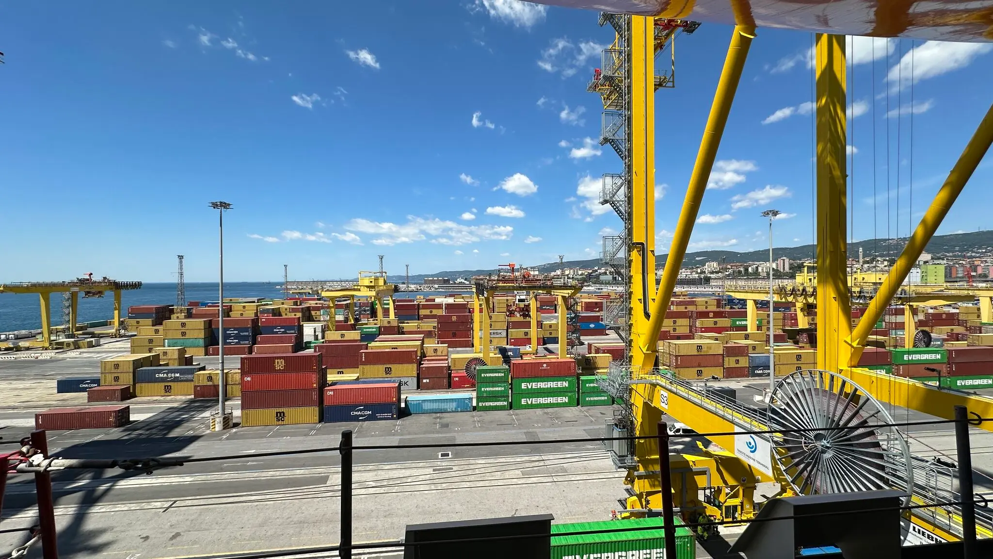 Terminal conteneur - port