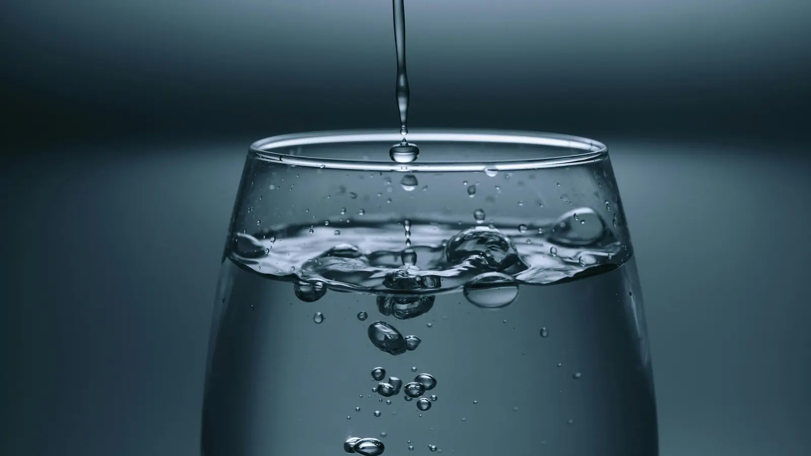 5 tips to curb your drinking