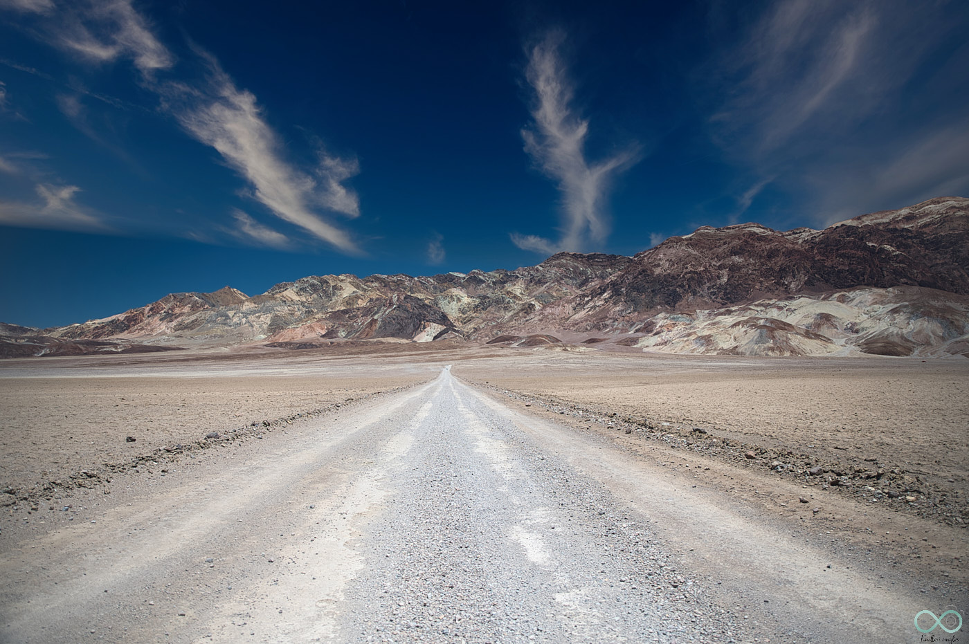 image of beautifully plated food dish (for a bars & pub)