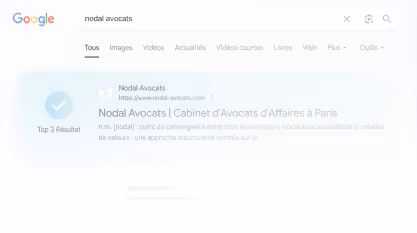Page de résultats Google illustrant l'amélioration du positionnement SEO en top 3 pour PME