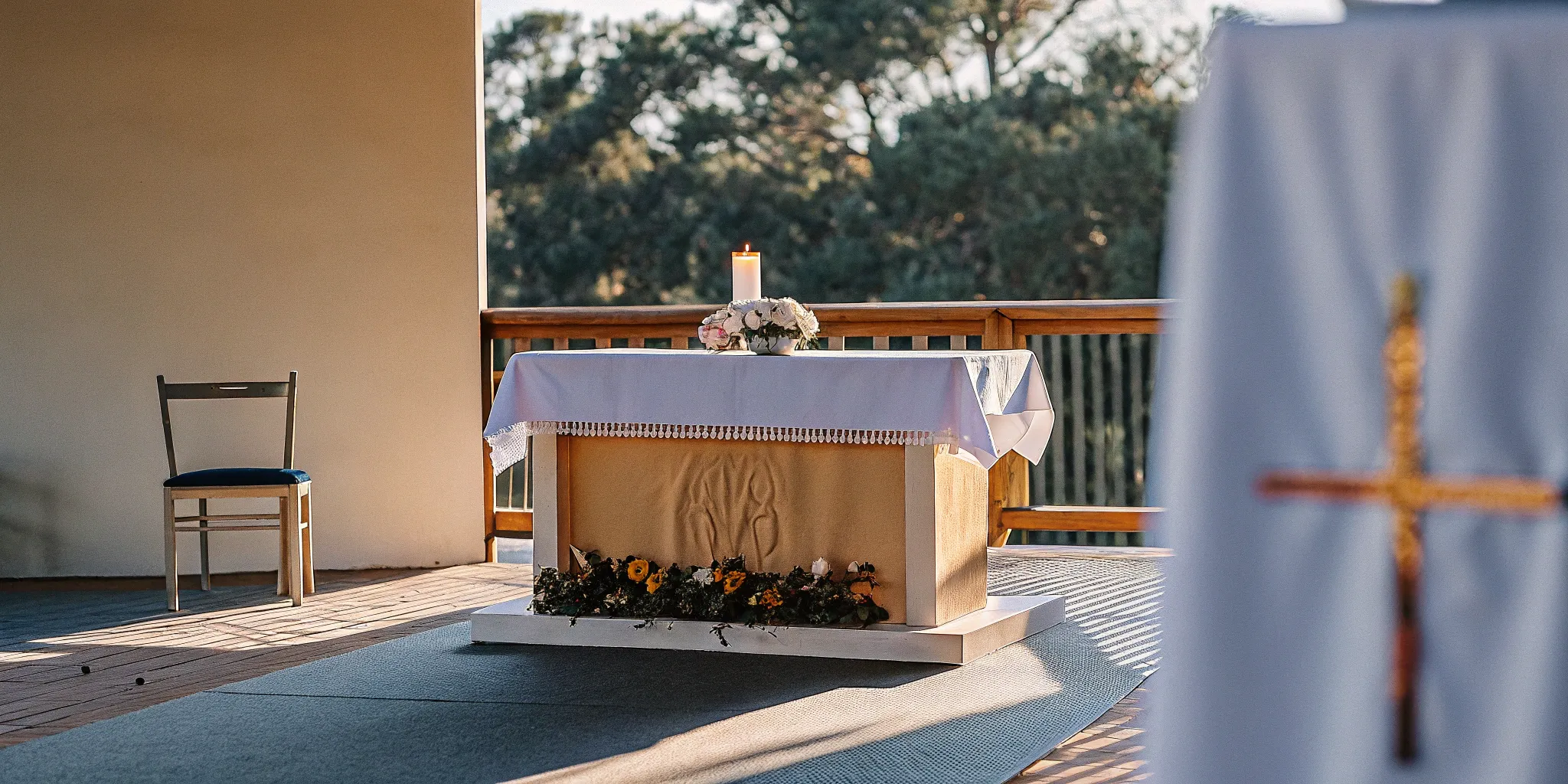 A wedding ceremony setup where an ordained minister vs officiant would stand.