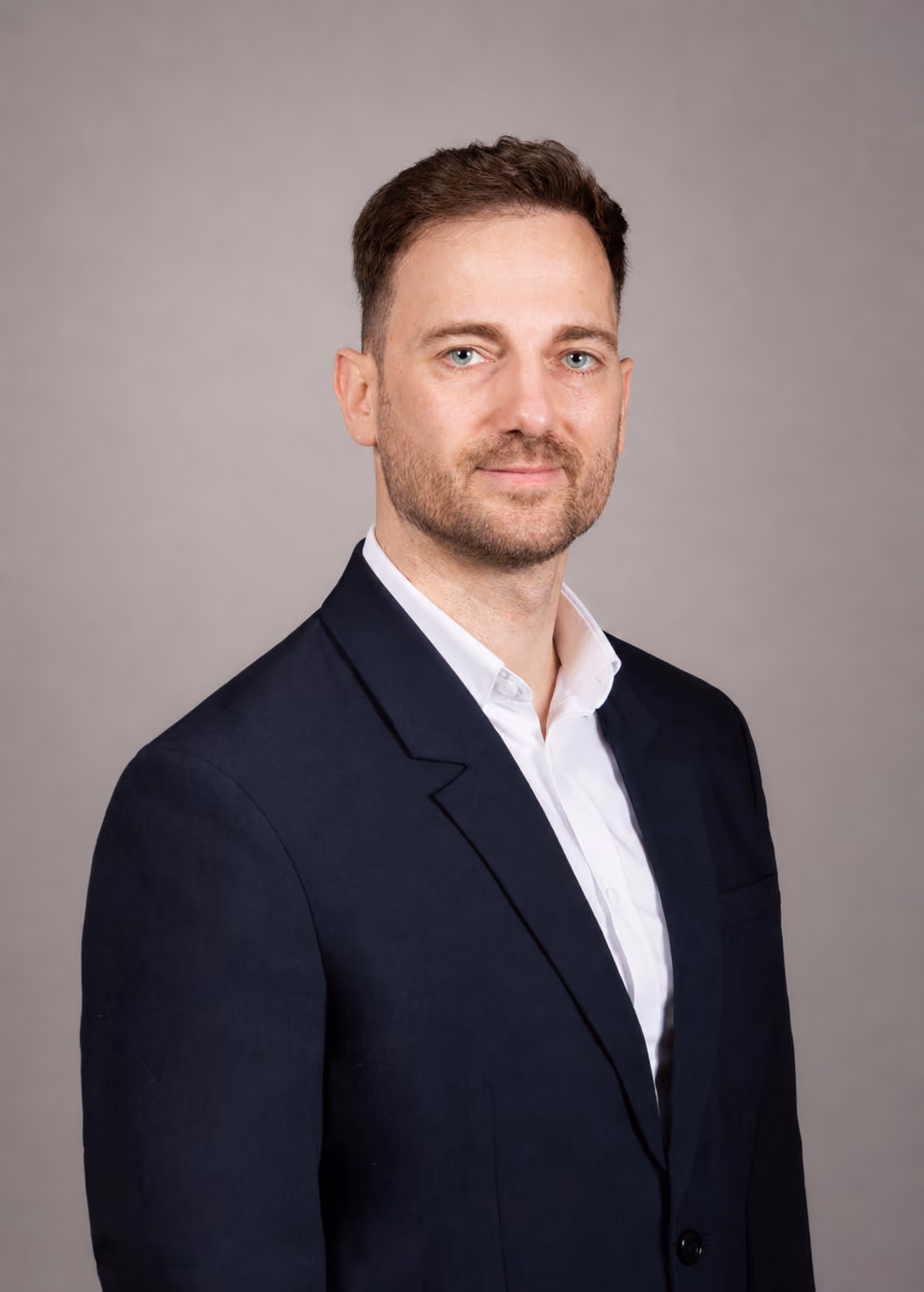 Patrick Schwierz, Geschäftsführer der DOMVIS Immobilienverwaltung