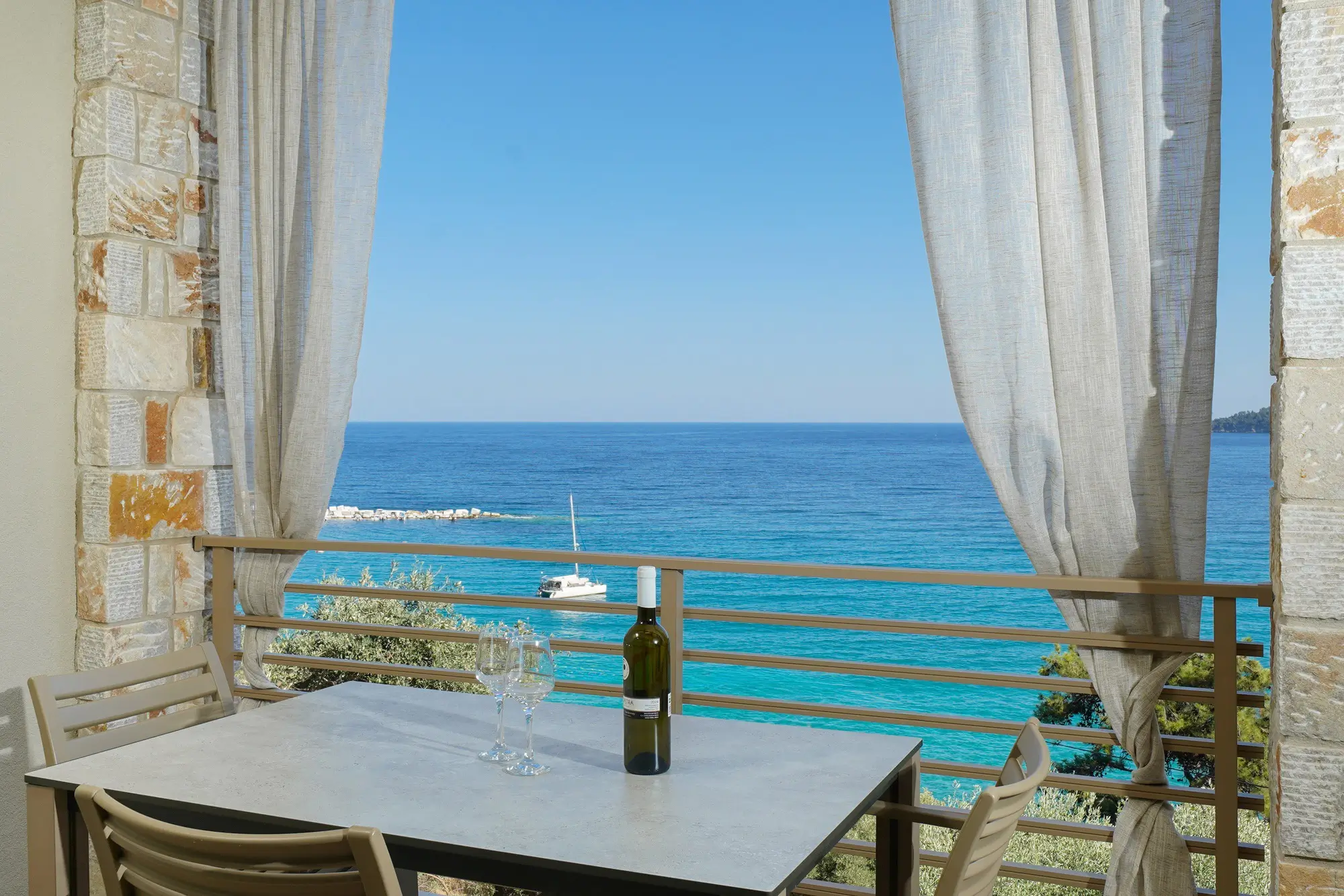 Private terrace with open sea horizon and Aegean view | Terrace