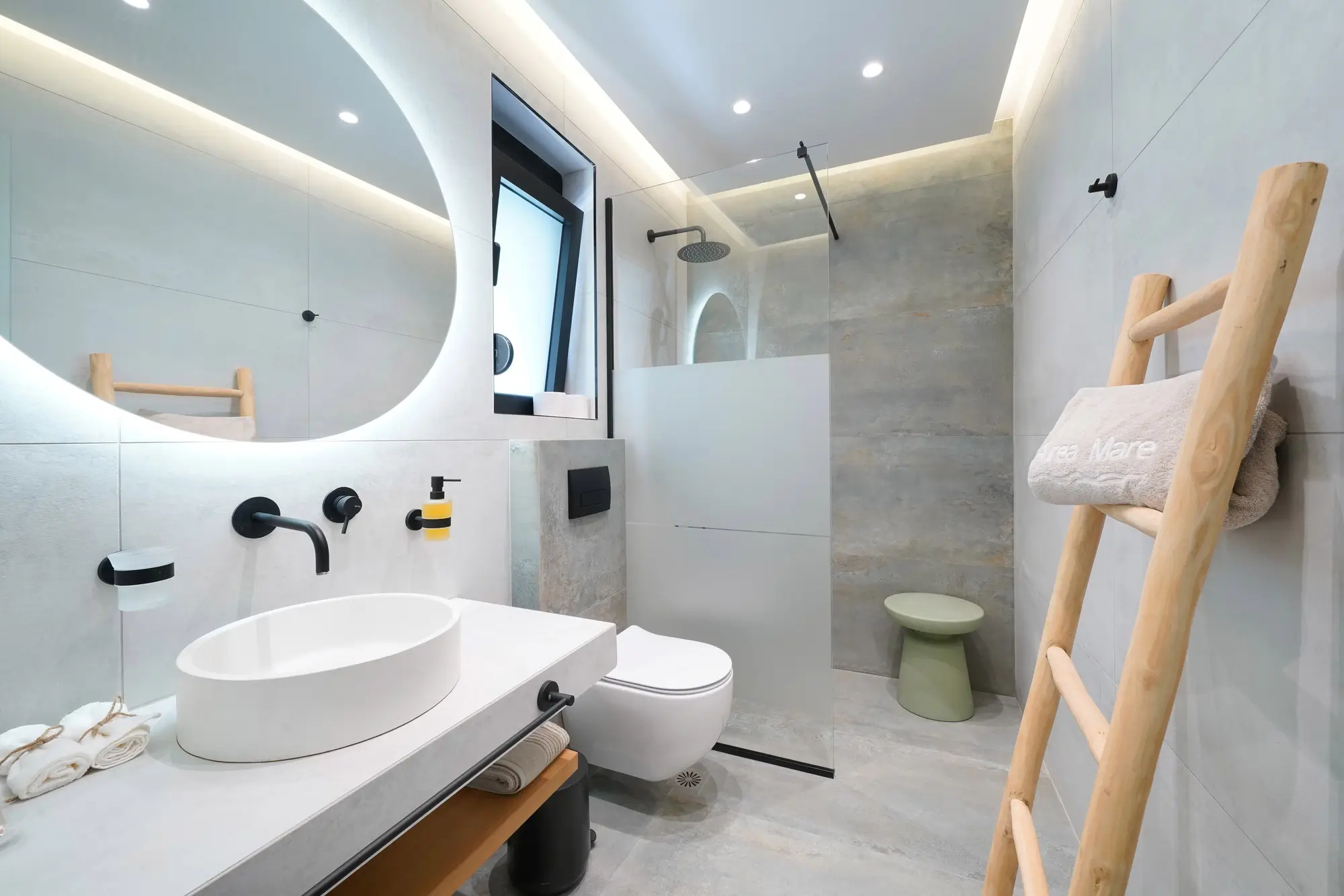 Covered terrace with louvred pergola and panoramic Golden Beach view | Terrace