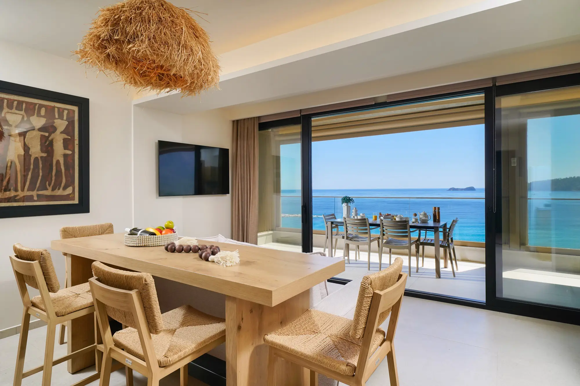 Open-plan island residence with living, dining and full Aegean sea view | Suite