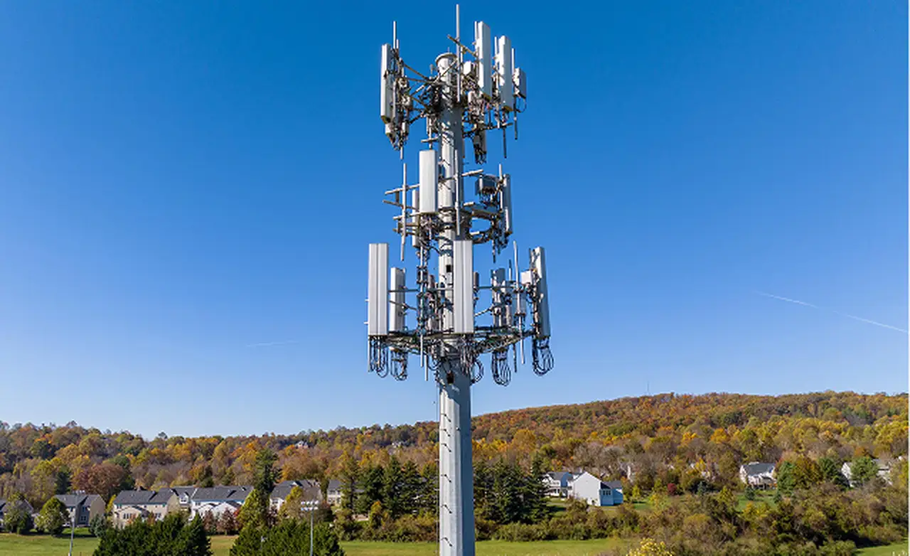 Wireless tower used in investor guidance section