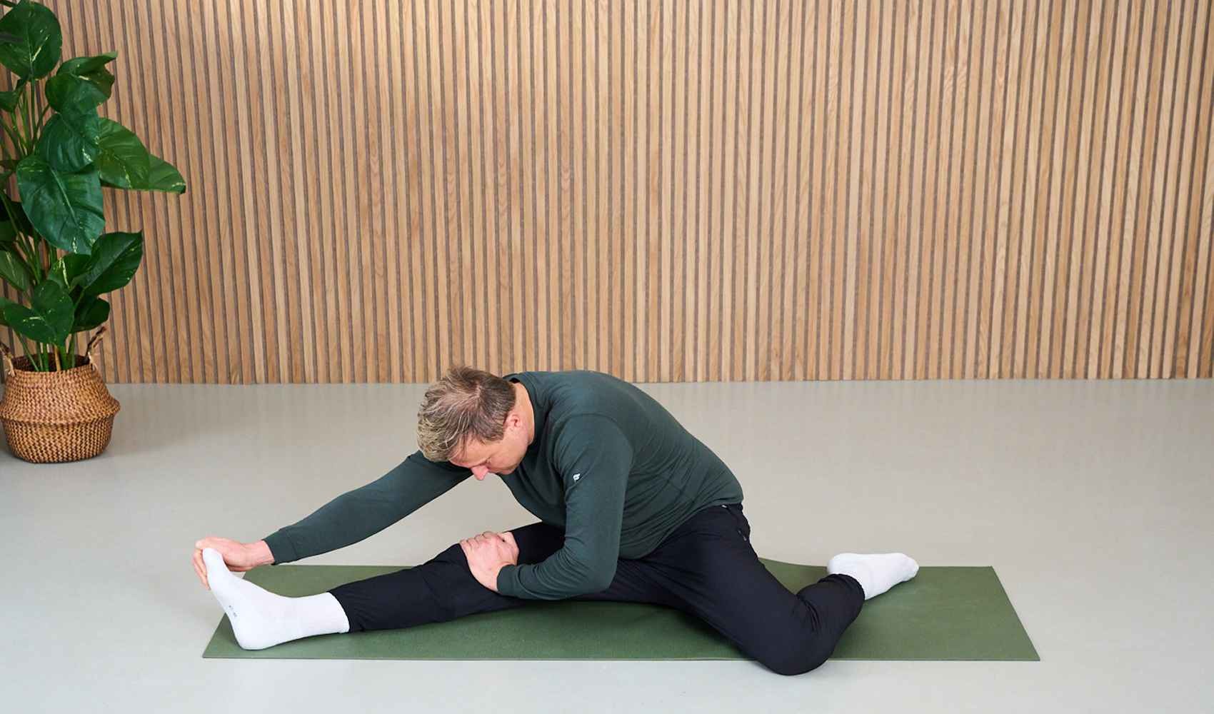 bodyweight übungen für zu hause total body workout ohne geräte full body workout body workout bodyweight übungen geräte tina halder 30 sekunden warm up navigation überspringen 5 jahren workout übungen körper training mady morrison muskeln gesamten körper getty images bodyweight training anfänger 2 jahren ganzkörperübungen ganzkörpertraining ganzkörper muskelaufbau abonnieren abonniert bodyweight ganzen körper körpergewicht hanteln sport hause kraftübungen unteren rücken 3 jahren schultern muskelgruppen gym equipment 1 jahr dein vorteile beine fit kraft sorge arme rumpf fitnessstudio rücken motivation cool down brust ernährung alle alltag body fitness bewegung fitnessgeräte matte spaß pause menge gewicht tipps fehler 20 minuten workout beweglichkeit hilfsmittel po schulterblättern etwas oberschenkel phasen video 90 grad winkel linie ausdauer wissen rückenschmerzen