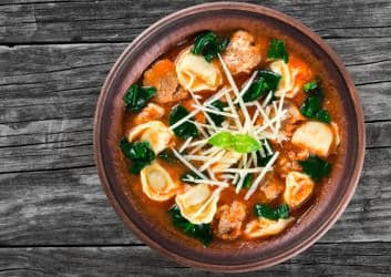 tortellini-suppe