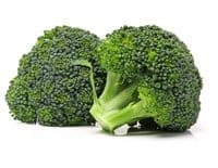 zwei Stücken grüner Brokkoli