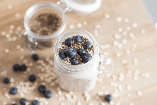 Müsli Shake im Glas - cremig und lecker