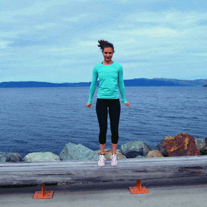 Der Drop Squat ist eine besonders intensive Squat Variante