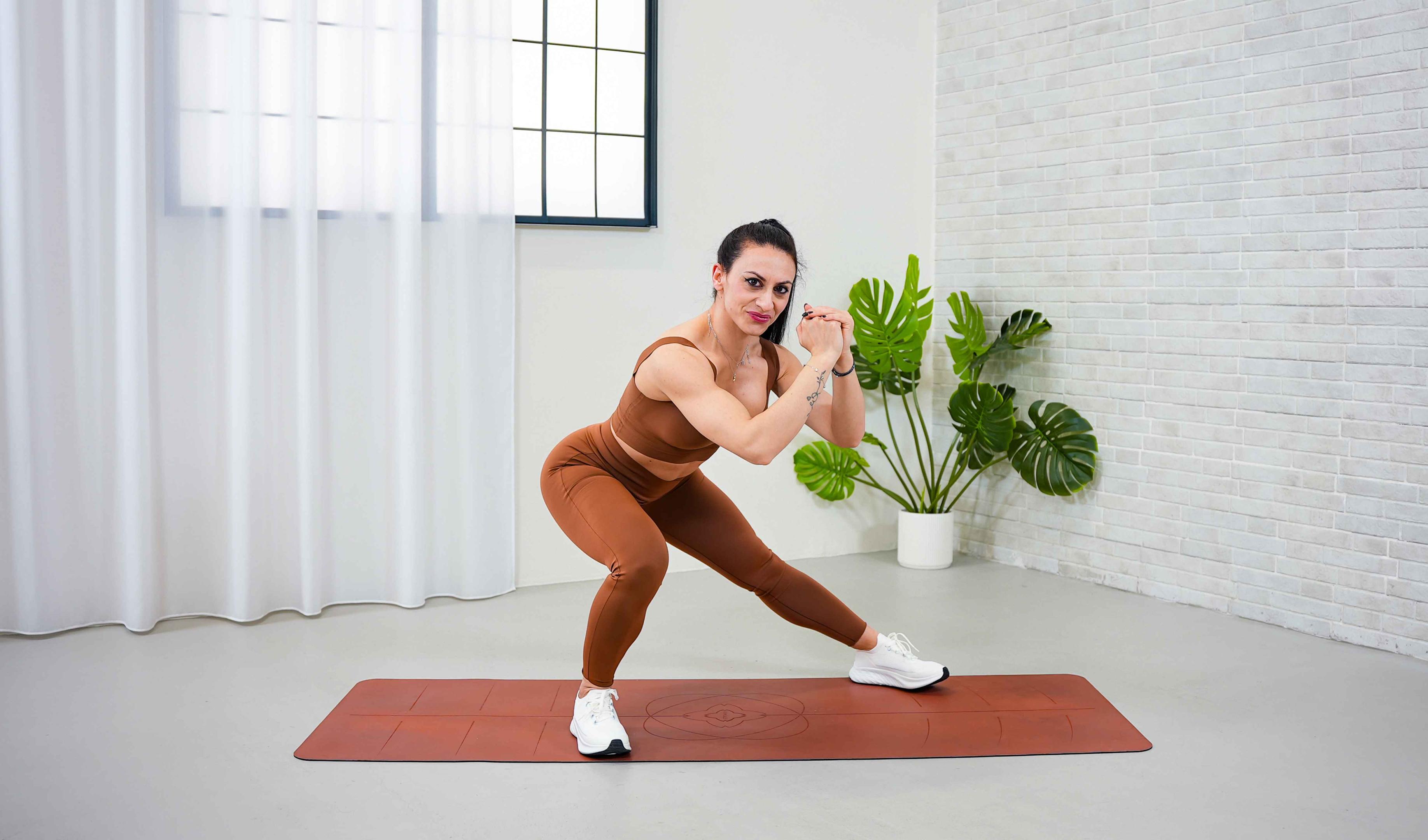 pilates stunde reformer übungen reformer workouts mat pilates joseph hubertus pilates pilates gerät reformer kurse auswirkungen anfängerinnen workout trend tipps körpermitte hype trainingsgerät ganzkörpertraining erfolge balance übungen tiefenmuskulatur geld ball grund muskelkraft lebensstil alter kleidung min beitrag bändern