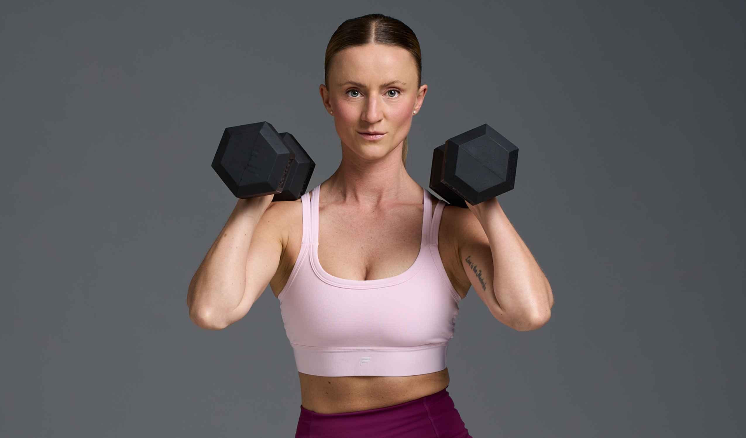 krafttraining zu hause das perfekte training zum straffen des körpers krafttraining workout körper muskeln hause training übungen muskelaufbau geräte trainingsplan muskeltraining krafttraining zu hause bodyweight training weg fitness artikel fitnessstudio zuhause yoga matte ziel frauen kraft linie form besten anzeige ernährung muskelgruppen brust muskelmasse beine push ups richtige tipps foto körpergewicht plan leben anfänger muskulatur bauch erfolge programm muskelaufbautraining inhalt kraftübungen aufwand dranbleiben 90 grad winkel schritt alltag ausdauertraining cardio training körperhaltung motivation fett arm inhaltsverzeichnis oberkörper verletzungen lesezeit kopf dehnübungen lust alternative problem körperfett wohlfühlkörper gesundheit alles leistungsfähigkeit matte haltung gym decke plank position trainingseinheiten einen möglichkeit gewicht