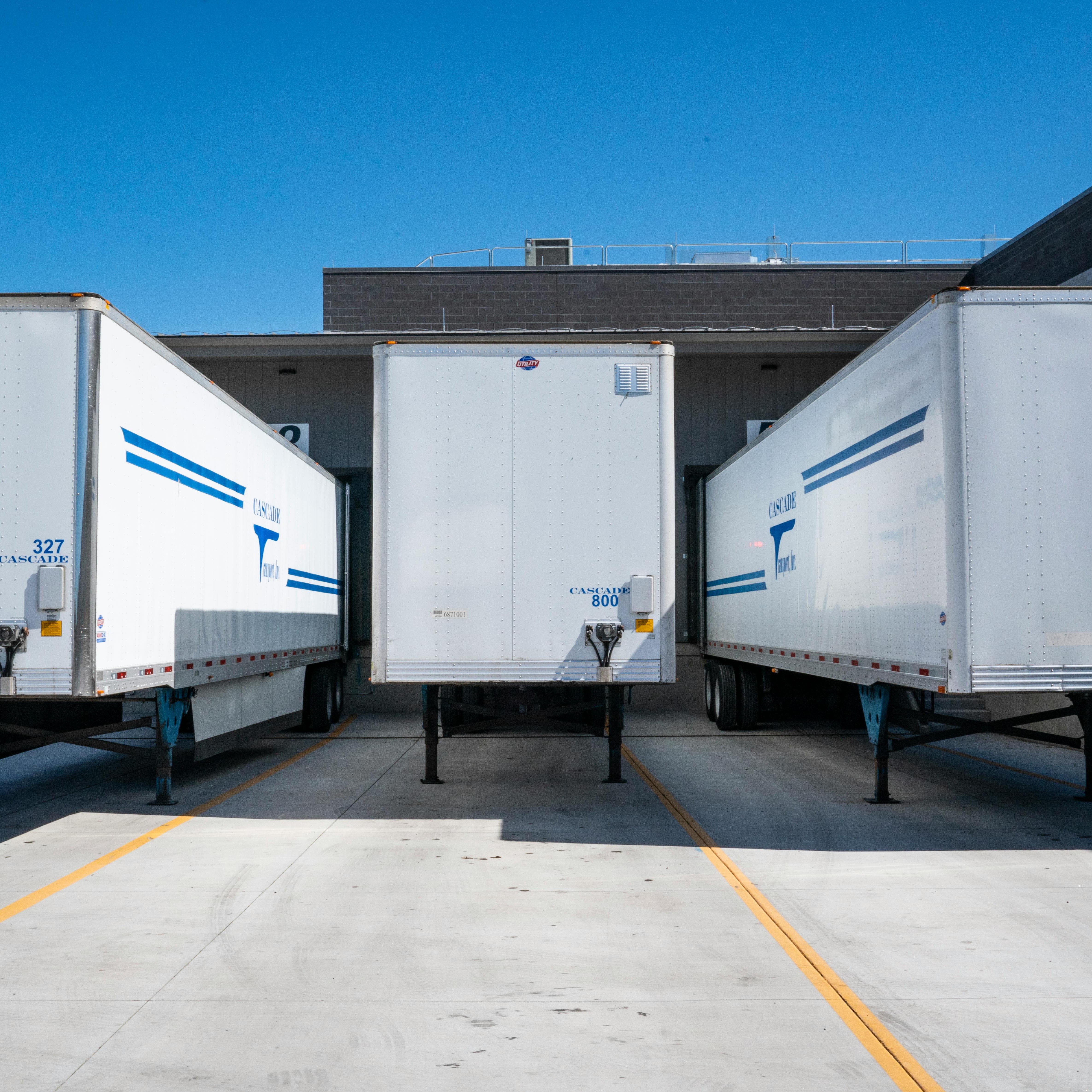 image of loading cargo