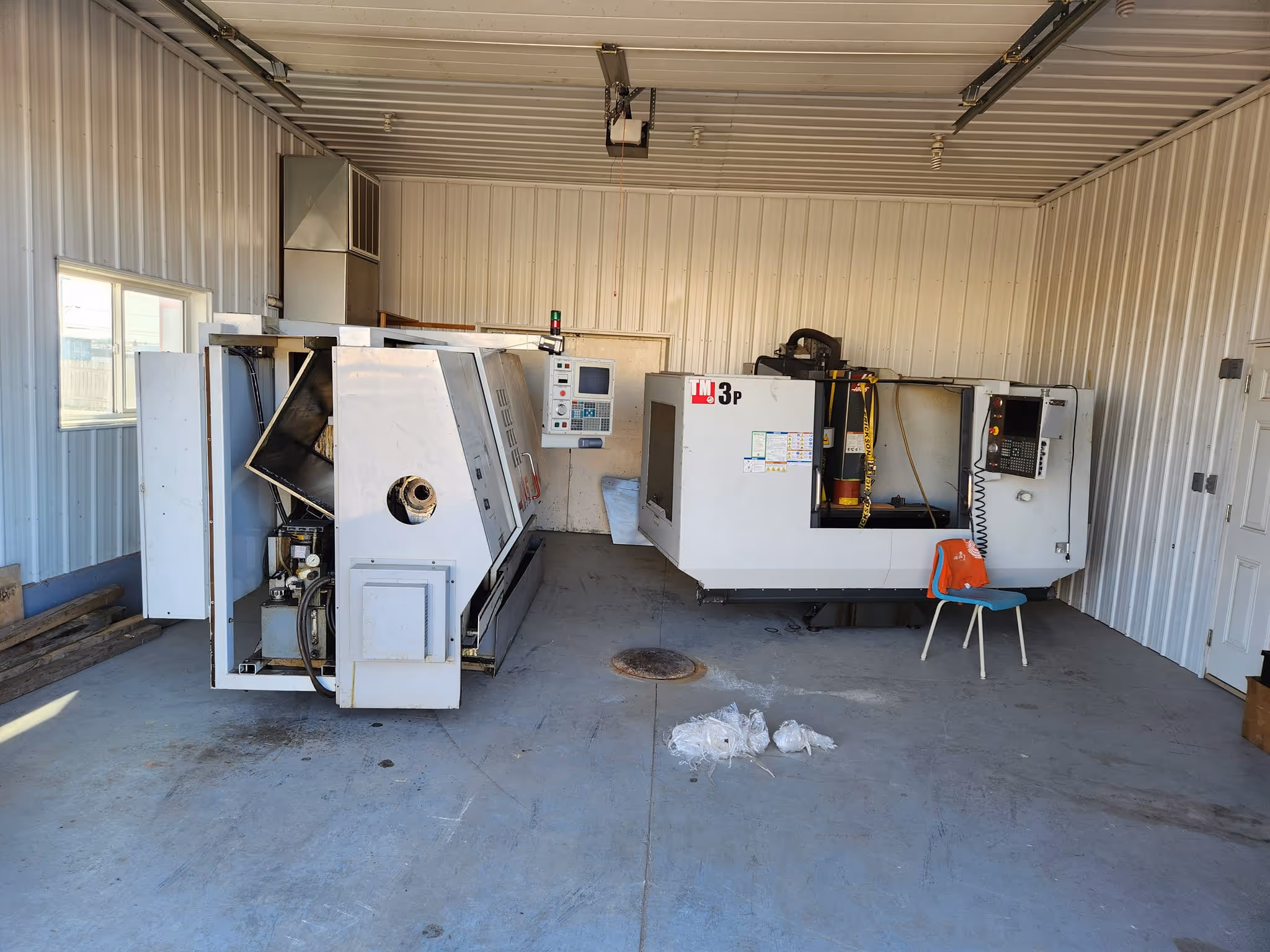 COMPLETE CNC Custom Machining Service offers CNC milling and turning.