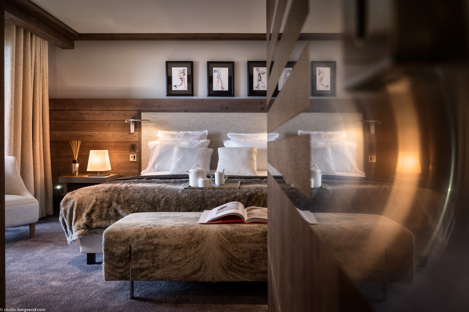 Chambre à coucher d'un appartement à Courchevel