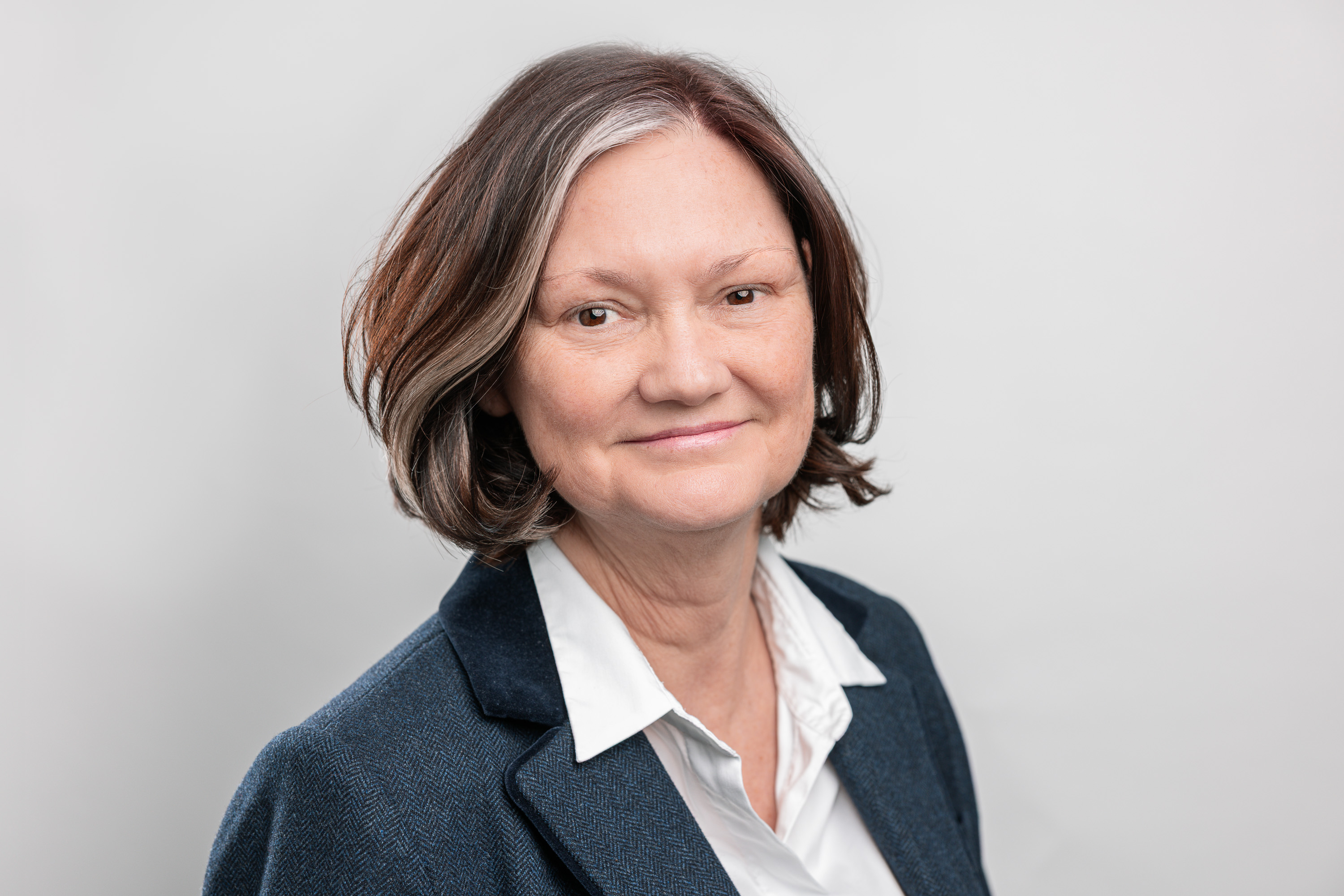 Portrait Frau im Blazer