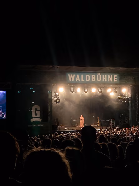 annik-hosmann-moderation-gurtenfestival