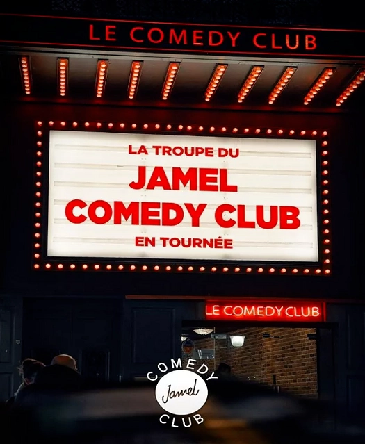 Affiche promotionnelle du spectacle « La Troupe du Jamel Comedy Club en tournée », présentant le célèbre collectif d'humoristes français.