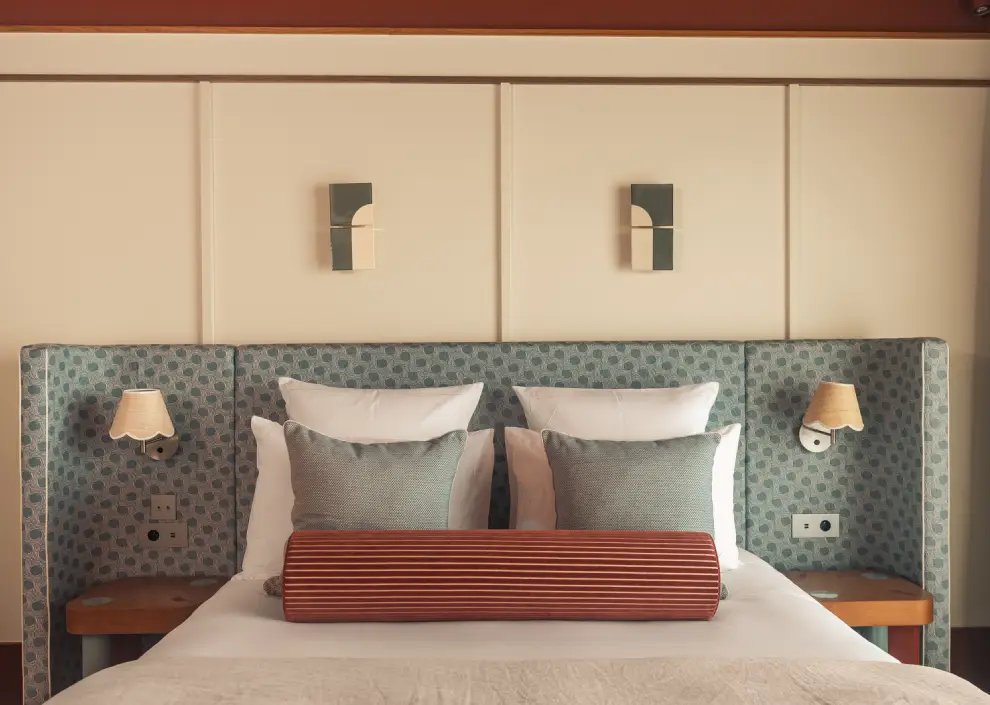 A bohemian vibe at Les Cimes Bleues: textiles featuring ikat patterns and natural dyes to enhance the comfort of your seaside hotel rooms and suites, as well as your spa hotel.