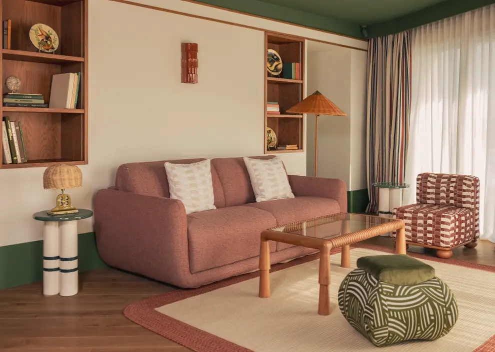 A bohemian vibe at Les Cimes Bleues: textiles featuring ikat patterns and natural dyes to enhance the comfort of your seaside hotel rooms and suites, as well as your spa hotel.