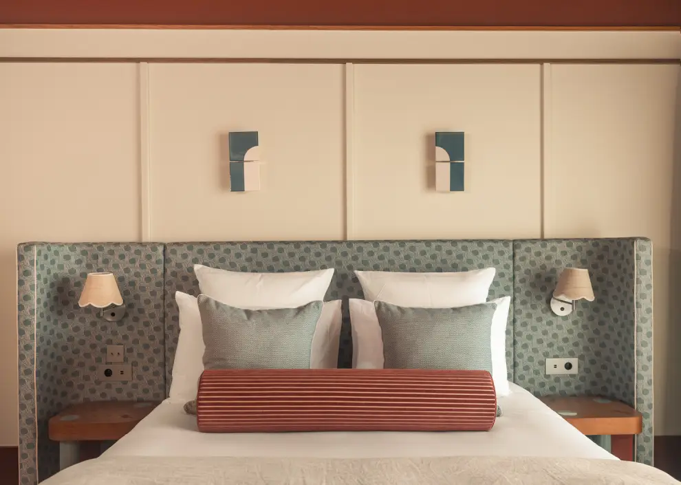 A bohemian vibe at Les Cimes Bleues: textiles featuring ikat patterns and natural dyes to enhance the comfort of your seaside hotel rooms and suites, as well as your spa hotel.