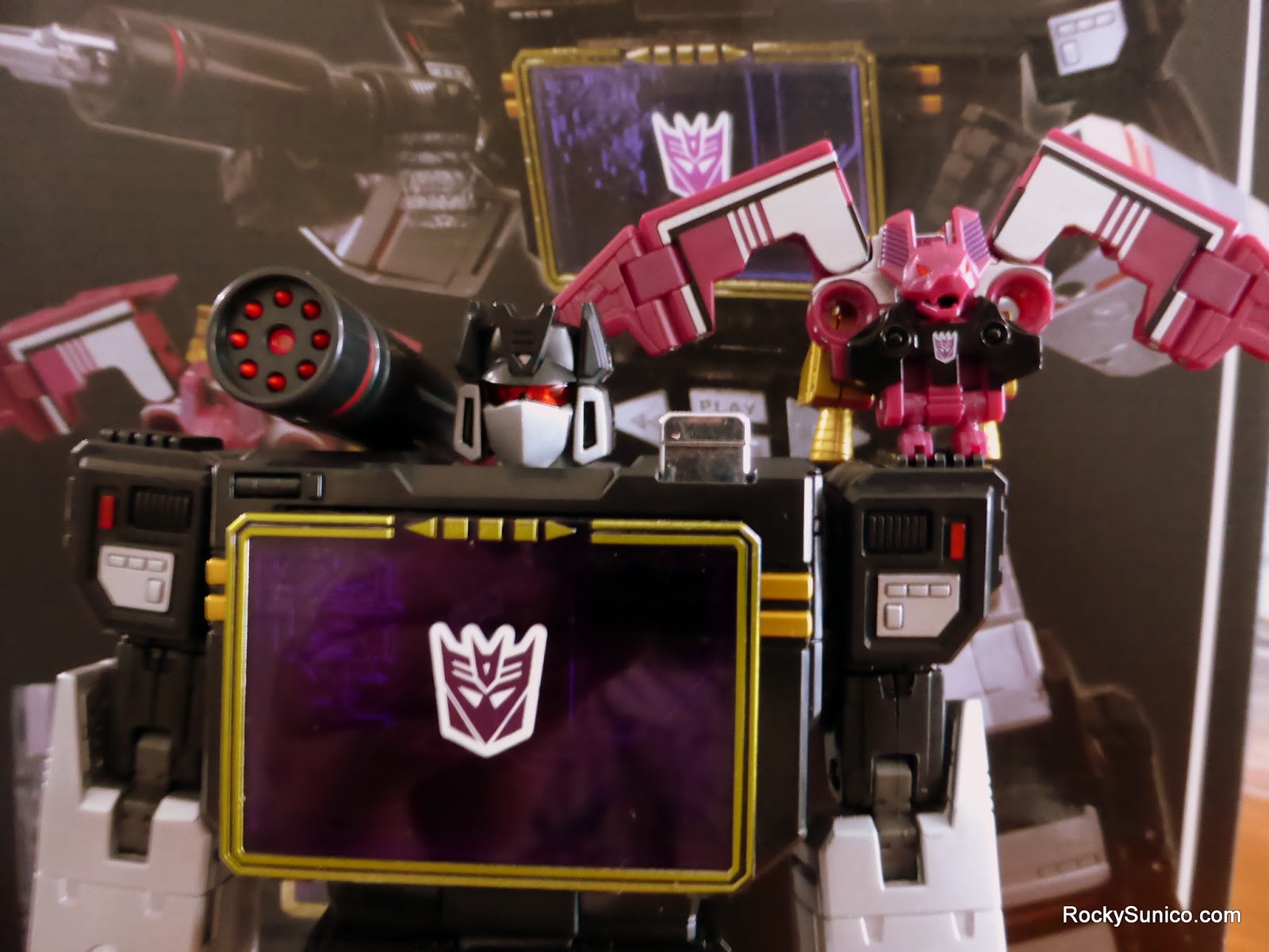 Image for the article: Takara Masterpiece Soundblaster (MP-13B) - Archive