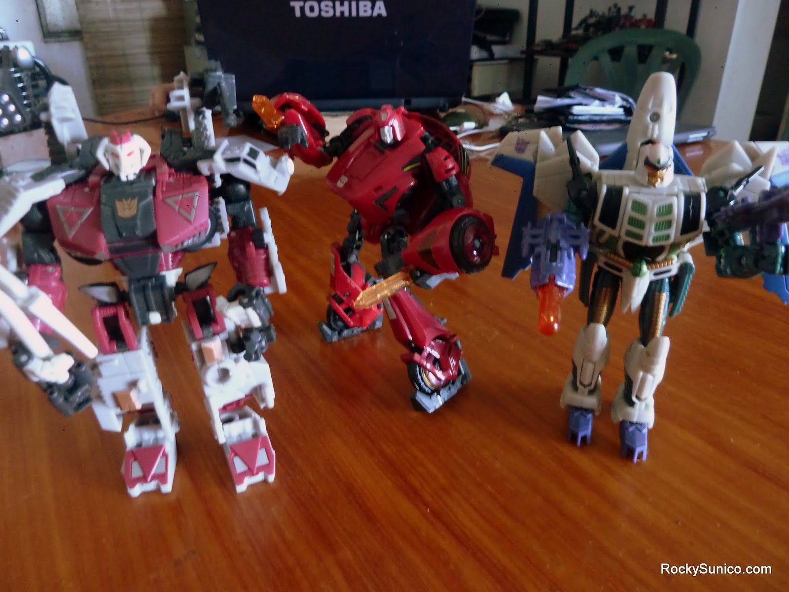 Image for the article: Generations Deluxe Class Wave 5 - Archive