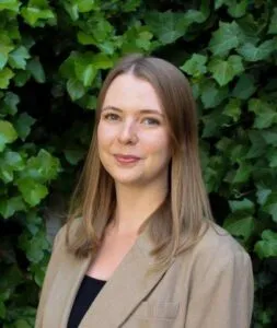 Olivia Claeson, Analyschef på Parlametric