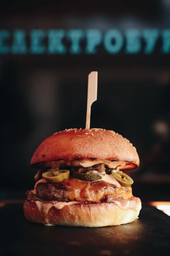 New break light for Porsche. Full single line from left to right below the rear window