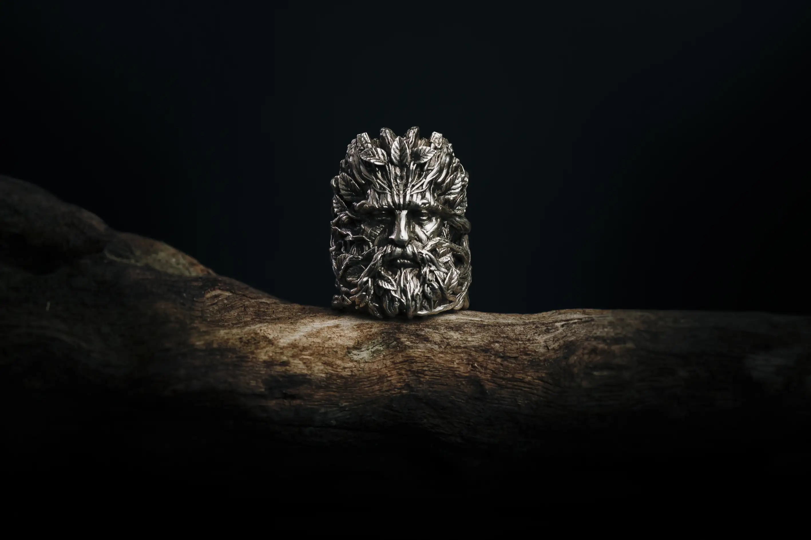 New break light for Porsche. Full single line from left to right below the rear window