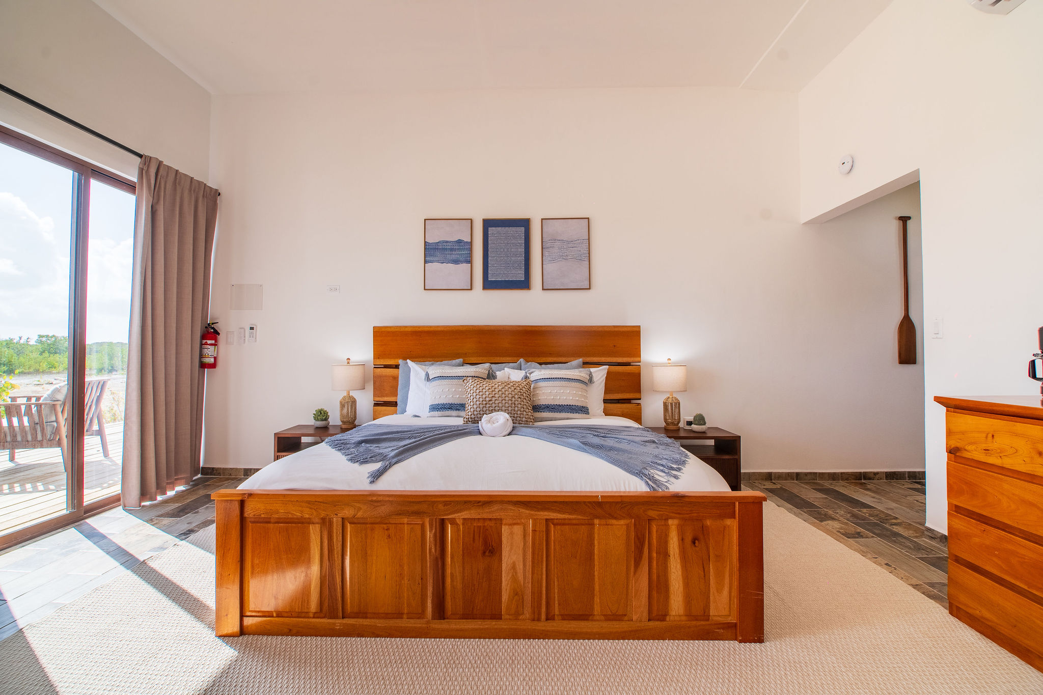 Modern Six Sky Garden View bedroom.